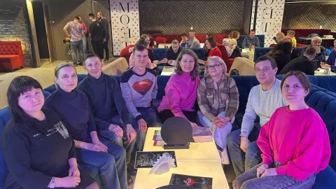 Команда НПП «220 Вольт» — 4 место в игре Квиз-плиз.